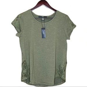 NWT Amang NY Women's Green Lace Blouse, Short Sleeves, Scoop Neck, Size Medium